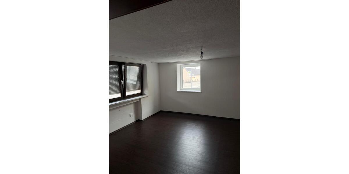 Erdgeschoßwohnung Bad Schussenried - 3 Zimmer, 102 m&sup2;, 1.100&euro; | Angebot:25170922