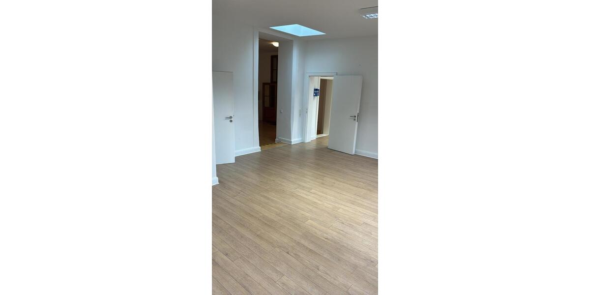 Gewerbeobjekt Göttingen Elliehausen / Esebeck - 1.000&euro; | Angebot:24181015