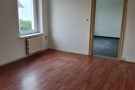 Wohnung Ebersbach-Neugersdorf Neugersdorf - 2 Zimmer, 57 m&sup2;, 300&euro; | Angebot:25808033