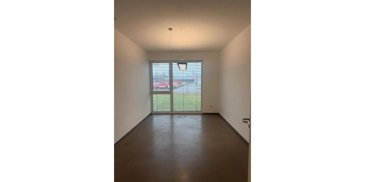 Gewerbeobjekt Landau an der Isar - 1.500&euro; | Angebot:24473835