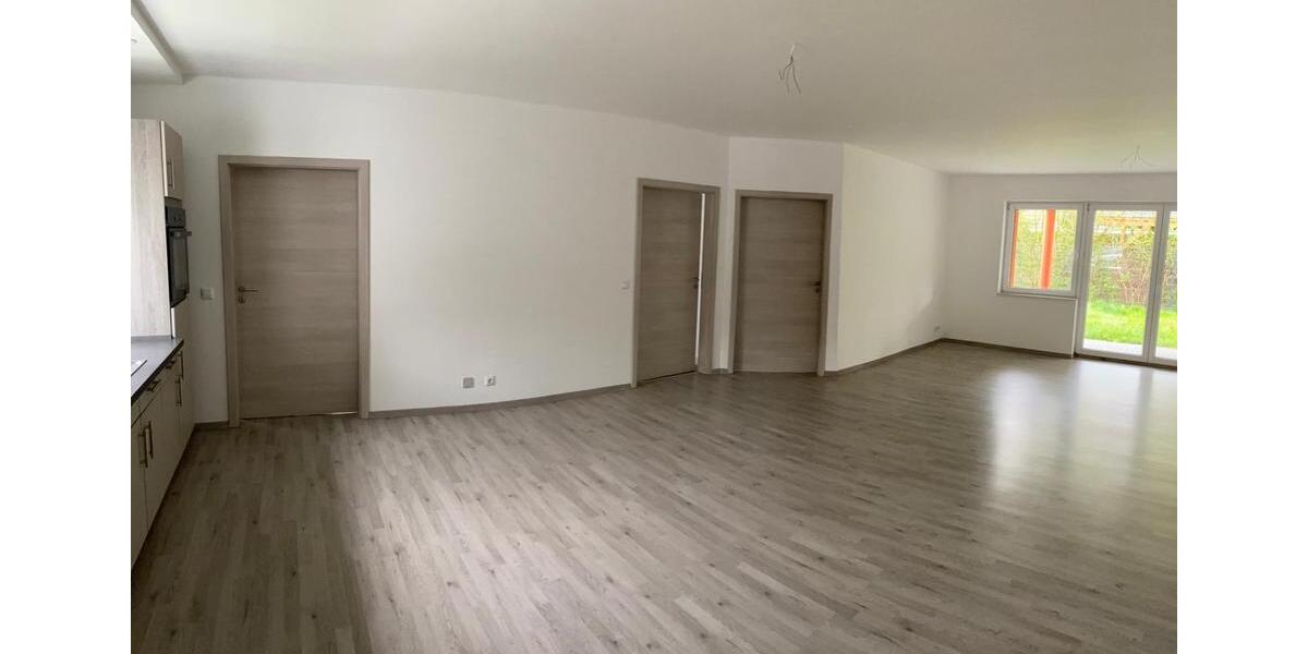 Erdgeschoßwohnung Loxstedt - 3 Zimmer, 100 m&sup2;, 1.200&euro; | Angebot:26662496