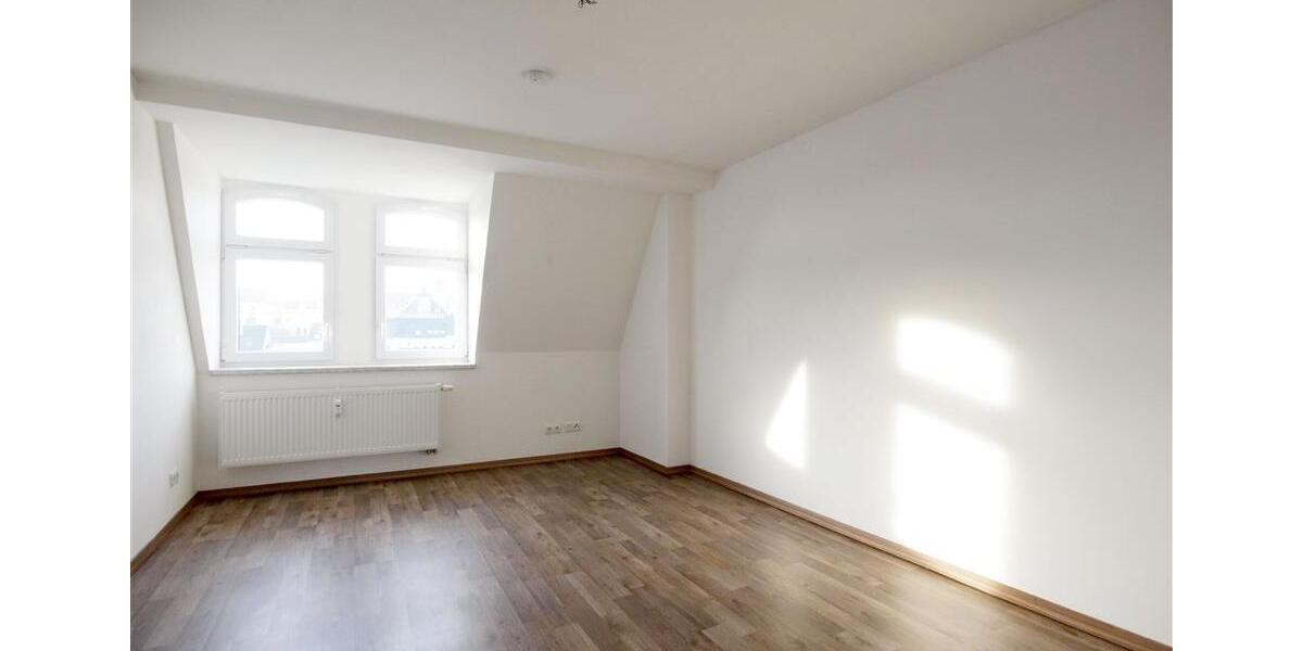 Dachgeschoßwohnung Mittweida - 2 Zimmer, 76 m&sup2;, 550&euro; | Angebot:24598526