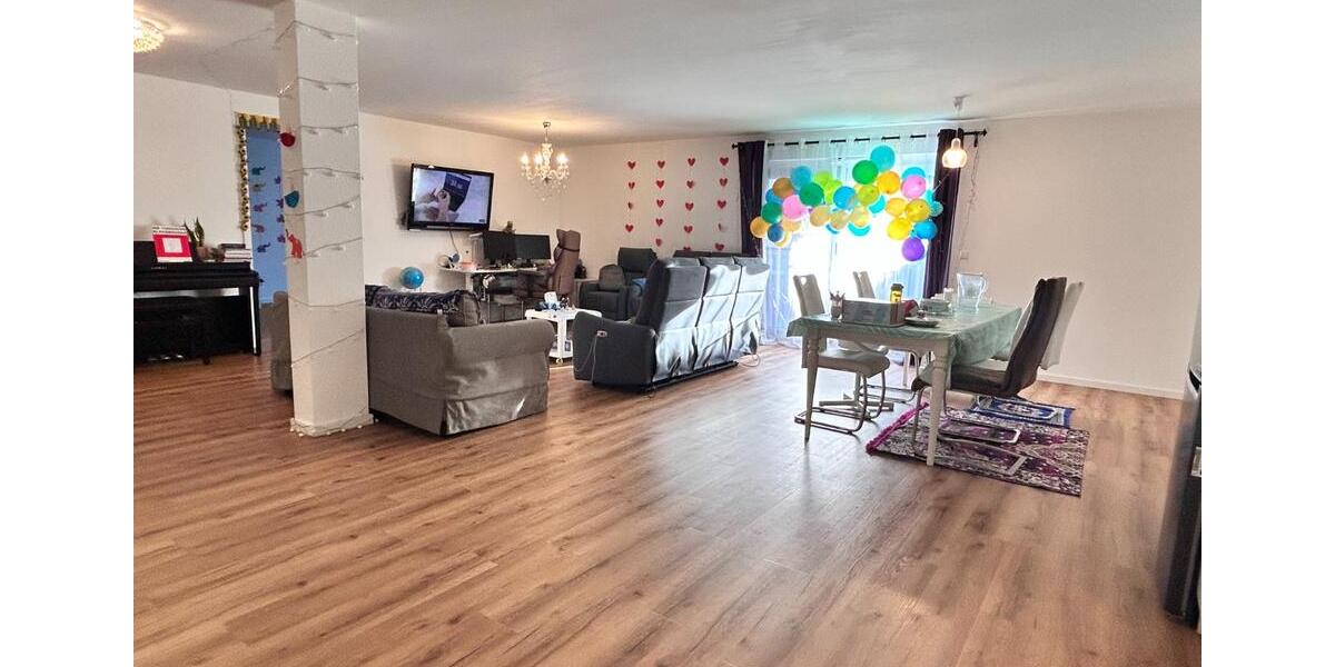 Erdgeschoßwohnung Markgröningen - 3 Zimmer, 100 m&sup2;, 1.260&euro; | Angebot:24847230