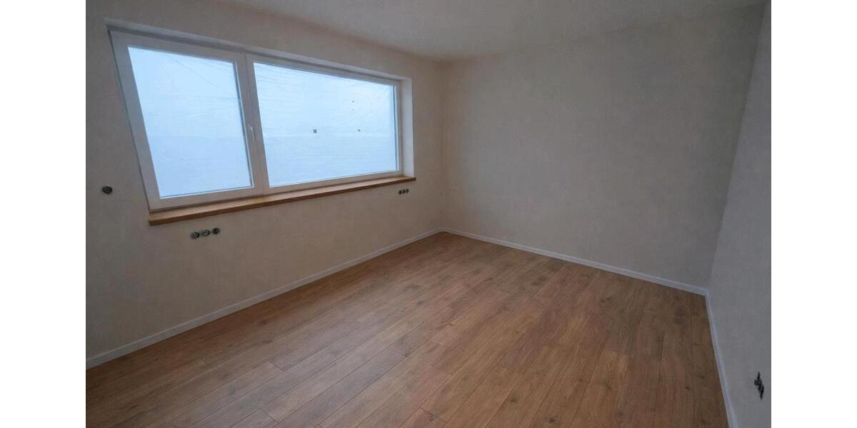 Erdgeschoßwohnung Berkheim - 3 Zimmer, 96 m&sup2;, 1.480&euro; | Angebot:25551143