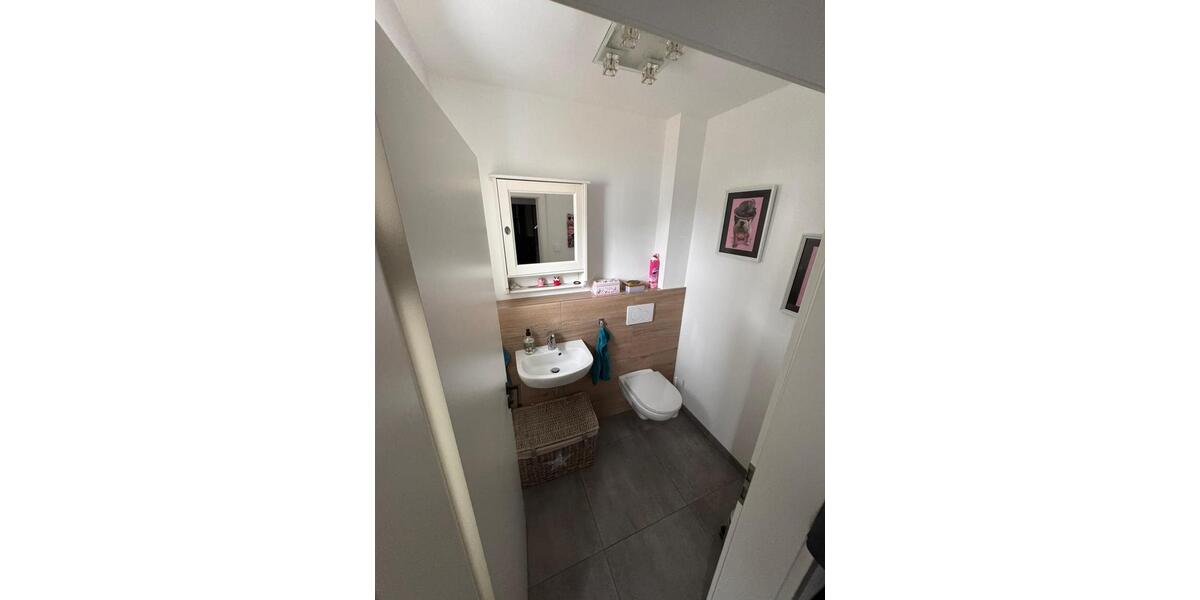 Doppelhaushälfte Landau an der Isar - 5 Zimmer, 120 m&sup2;, 1.500&euro; | Angebot:25054475