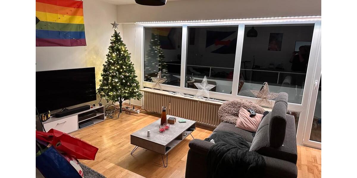 Großzügiges WG Zimmer mit Balkon & Waldblick 1 zimmer