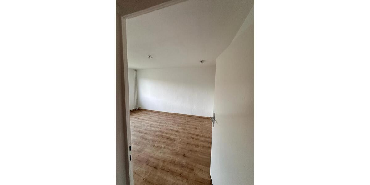 Etagenwohnung Pritzwalk - 3 Zimmer, 60 m&sup2;, 420&euro; | Angebot:24864022