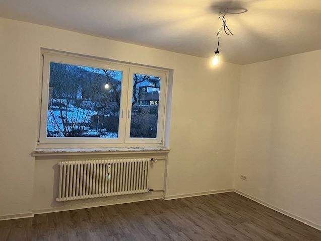 Etagenwohnung Baunatal Altenbauna - 3 Zimmer, 74 m&sup2;, 590&euro; | Angebot:25070533