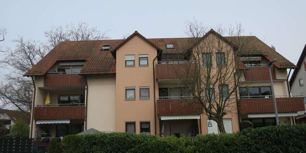 Etagenwohnung Weinsberg - 3 Zimmer, 73 m&sup2;, 880&euro; | Angebot:26109590