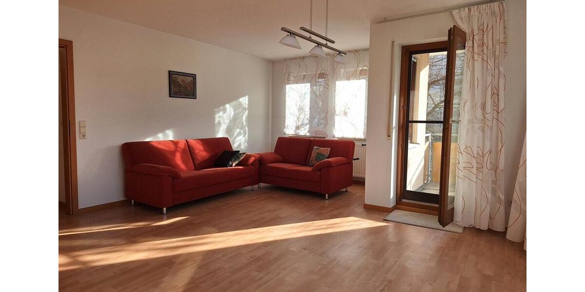 Etagenwohnung Pfullingen - 3 Zimmer, 78 m&sup2;, 800&euro; | Angebot:25973463