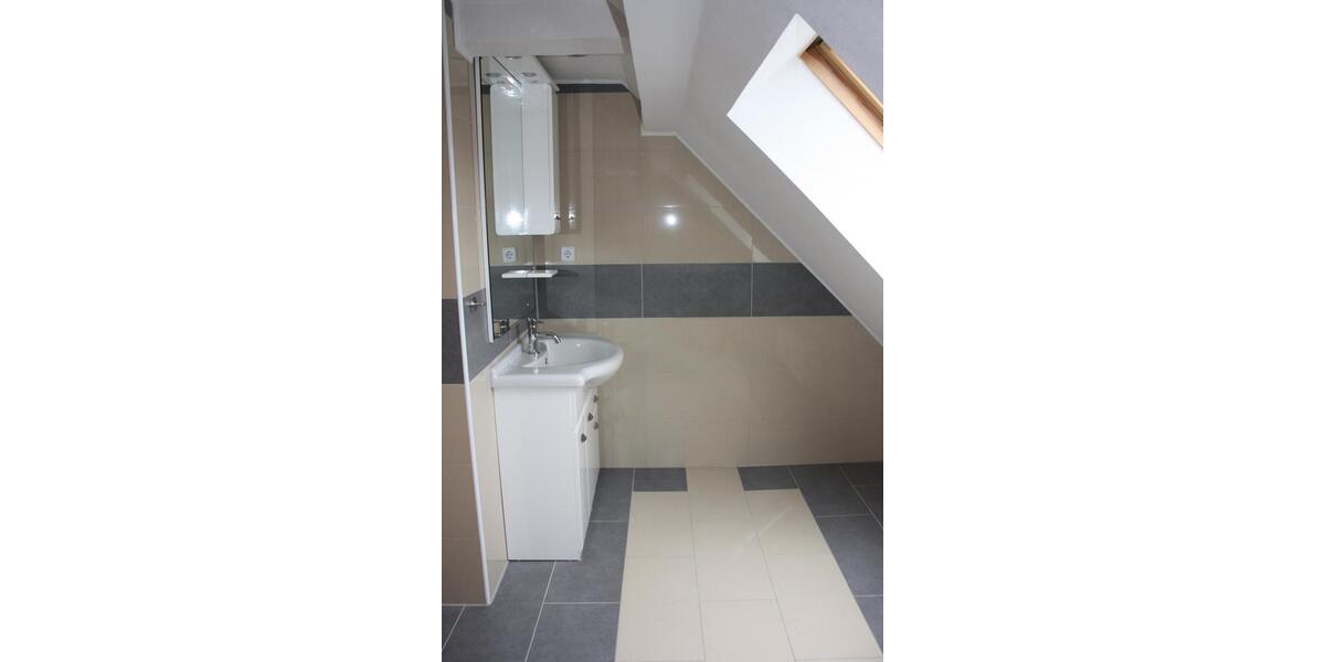 Dachgeschoßwohnung Bayreuth Bernecker Straße / Insel / Riedelsberg - 2 Zimmer, 40 m&sup2;, 550&euro; | Angebot:26398494