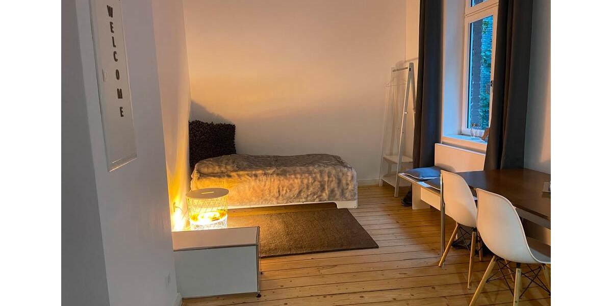Wohnen auf Zeit Köln Ehrenfeld - 1 Zimmer, 22 m&sup2;, 1.200&euro; | Angebot:24347041
