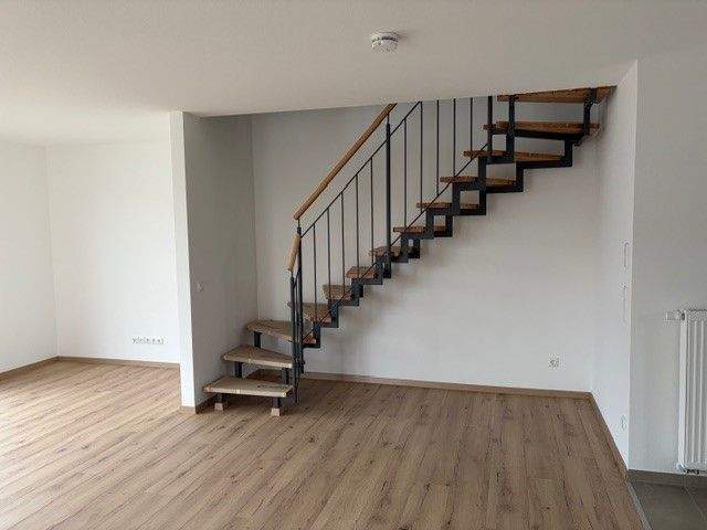 Doppelhaushälfte Biblis - 5 Zimmer, 146 m&sup2;, 1.825&euro; | Angebot:23961853