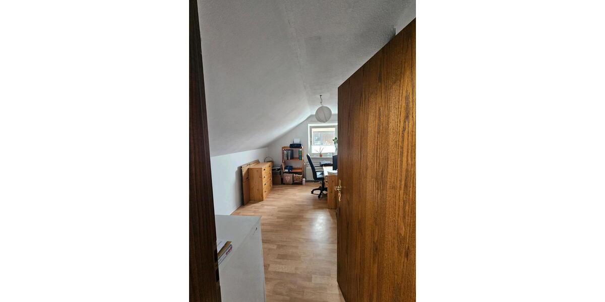 Etagenwohnung Ihlow - 2 Zimmer, 60 m&sup2;, 750&euro; | Angebot:25338978
