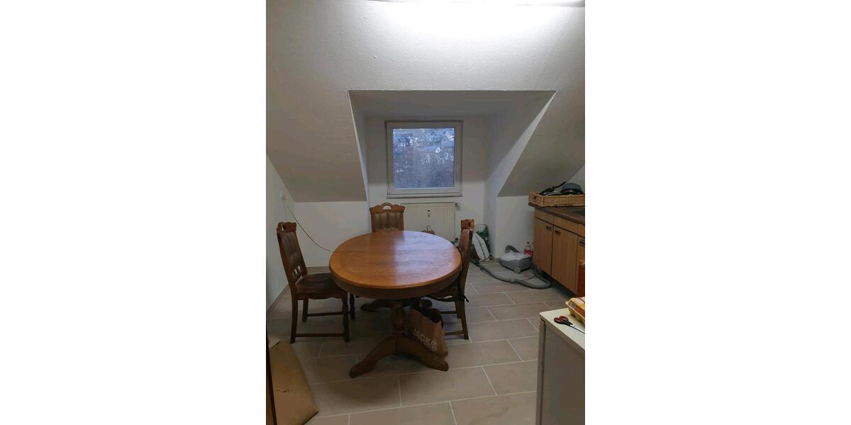 Dachgeschoßwohnung Siegen Eiserfeld - 2 Zimmer, 65 m&sup2;, 500&euro; | Angebot:25922791