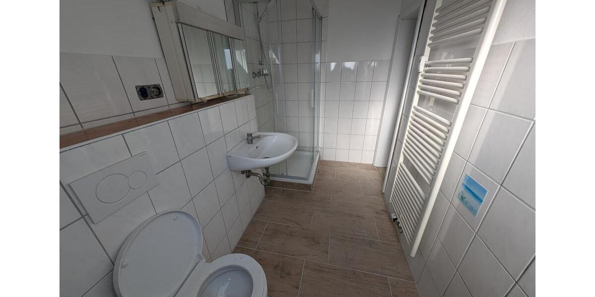 2 ZKB 1.OG 550€ Kalt 2 zimmer