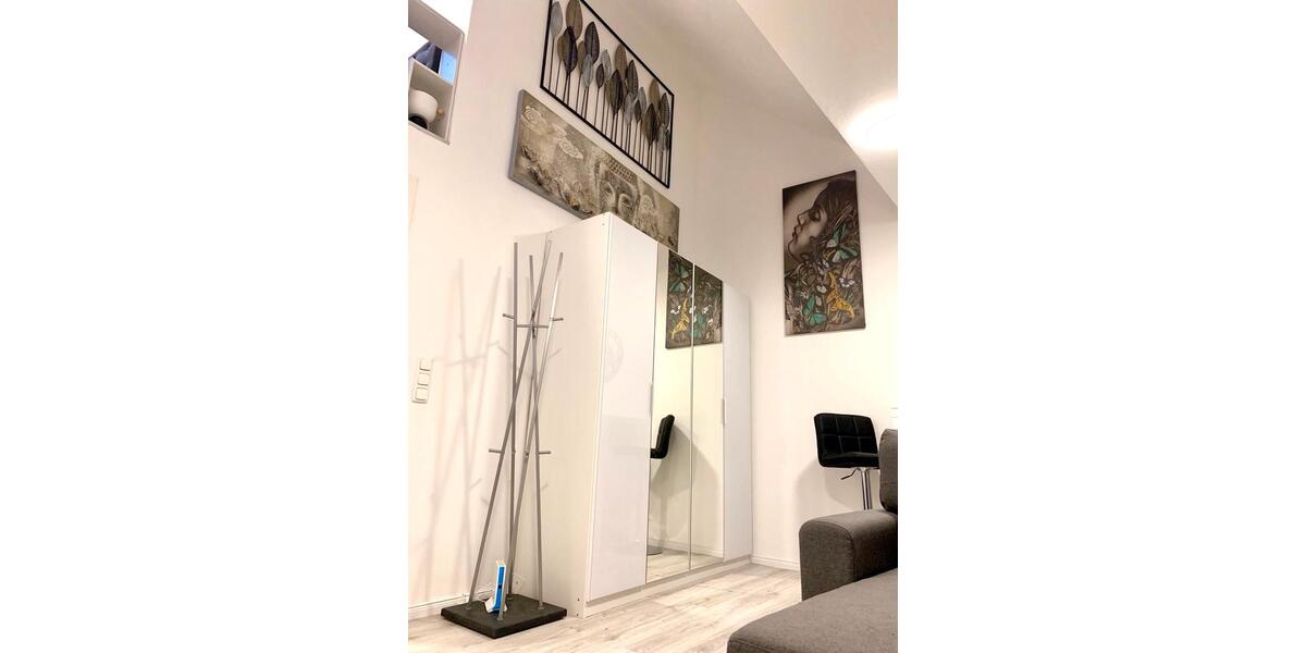 Dachgeschoßwohnung Trier - 2.5 Zimmer, 45 m&sup2;, 1.250&euro; | Angebot:26028474