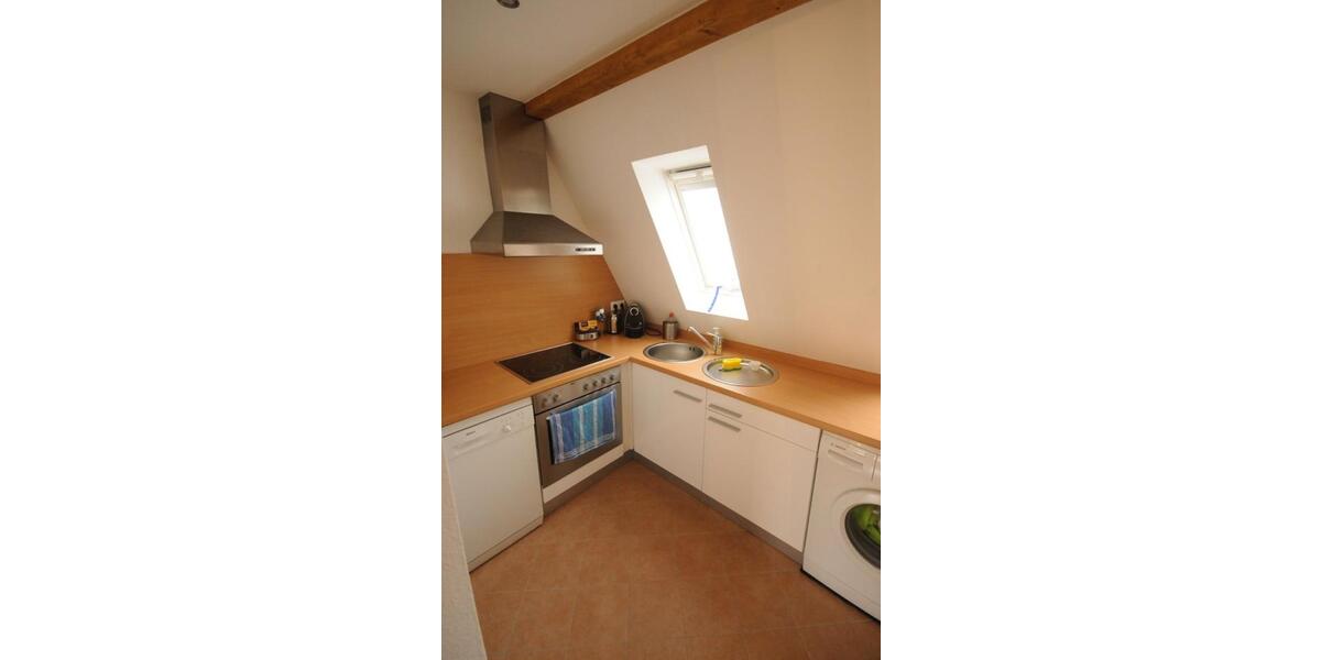 Dachgeschoßwohnung Stuttgart Stuttgart-Süd - 2 Zimmer, 40 m&sup2;, 865&euro; | Angebot:24600187