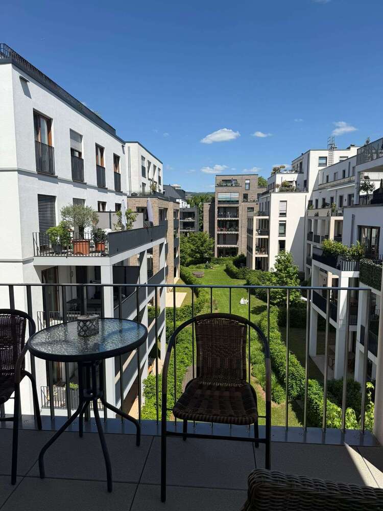 Wohnung zum Mieten in Wiesbaden, 3.900 € 150 m²