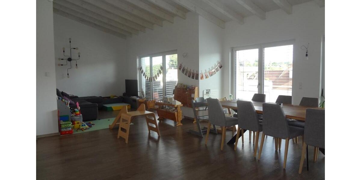 Dachgeschoßwohnung Mittelbiberach - 4 Zimmer, 121 m&sup2;, 1.580&euro; | Angebot:24301514