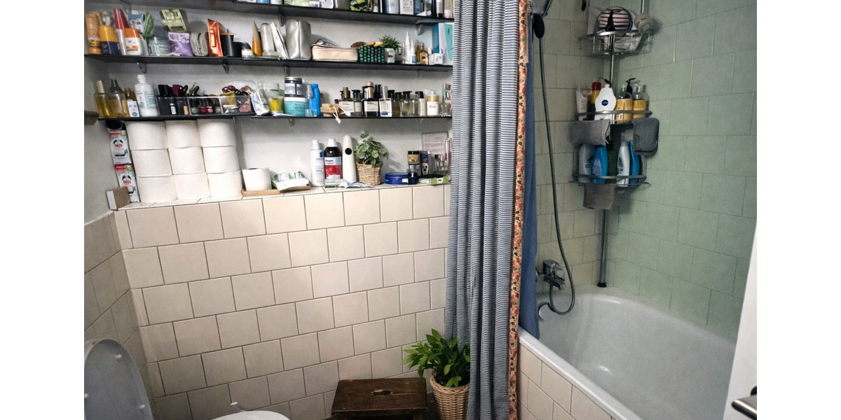 Dachgeschoßwohnung Frankfurt am Main Oberrad - 3 Zimmer, 75 m&sup2;, 1.600&euro; | Angebot:25843145