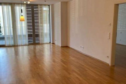 Wohnung Dillingen an der Donau - 2 Zimmer, 88 m&sup2;, 900&euro; | Angebot:24602312