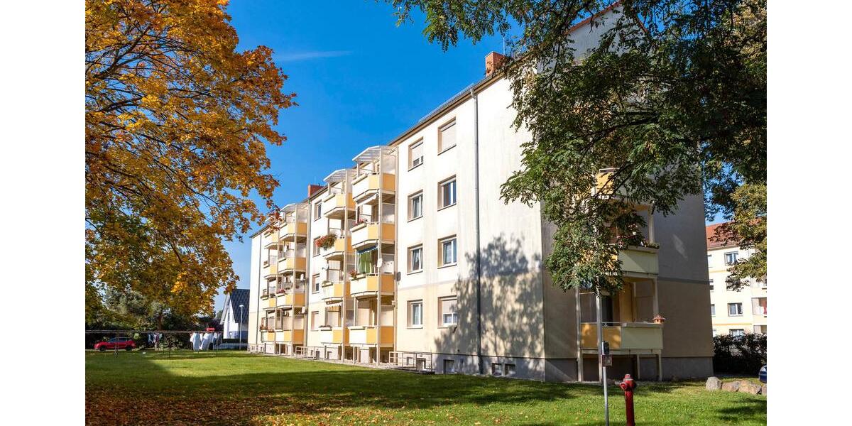 Etagenwohnung Groitzsch - 3 Zimmer, 60 m&sup2;, 451&euro; | Angebot:26424128