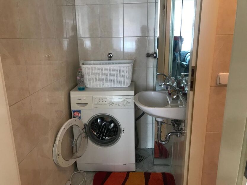 3 Zimmer helles Wohnung in der näher von Altstadt Spandau, 50 qm Terasse, Gäste WC 3 zimmer