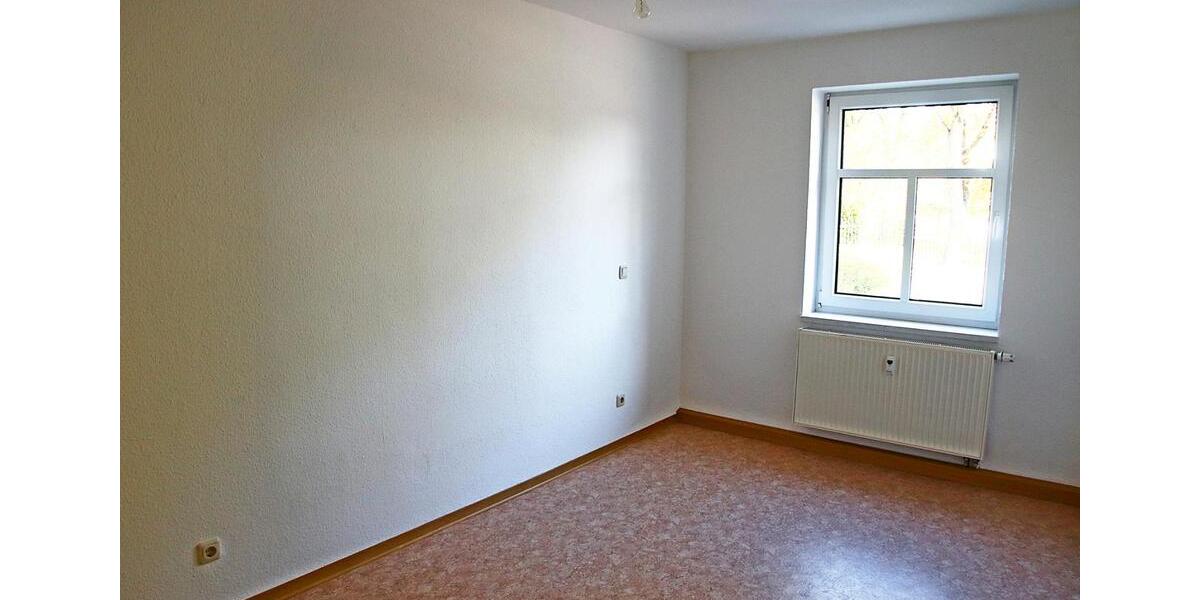 Erdgeschoßwohnung Neukieritzsch - 3 Zimmer, 67 m&sup2;, 370&euro; | Angebot:26632850