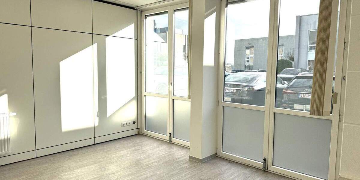 Gewerbeobjekt Willich Münchheide - 3 Zimmer, 65 m&sup2;, 649&euro; | Angebot:25896448