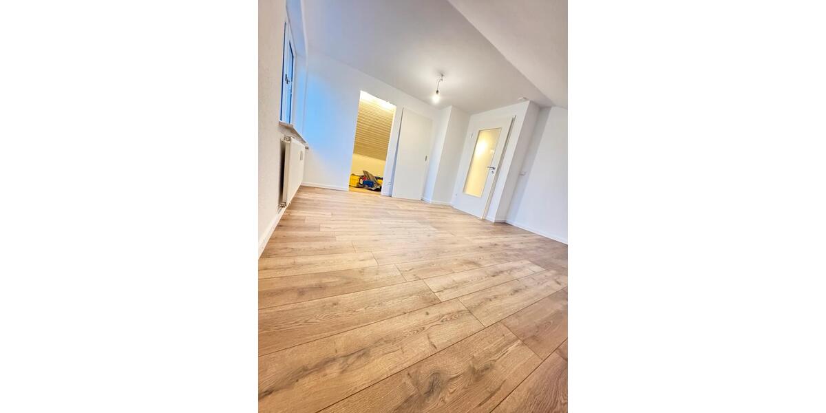 Dachgeschoßwohnung Weiterstadt - 2 Zimmer, 64 m&sup2;, 850&euro; | Angebot:24458898