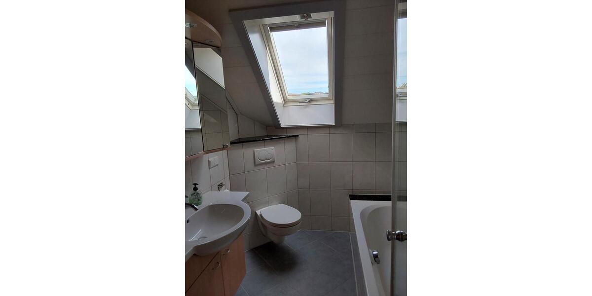 Dachgeschoßwohnung Brensbach - 4 Zimmer, 96 m&sup2;, 1.100&euro; | Angebot:26427175