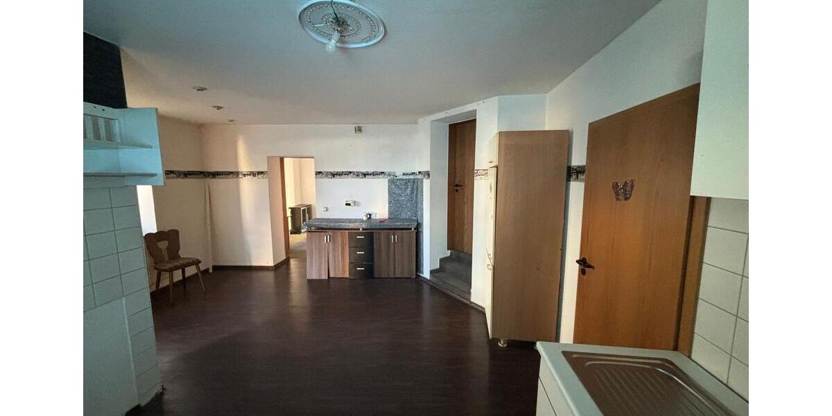 Etagenwohnung Tambach-Dietharz Dietharz - 3 Zimmer, 81 m&sup2;, 468&euro; | Angebot:25256417