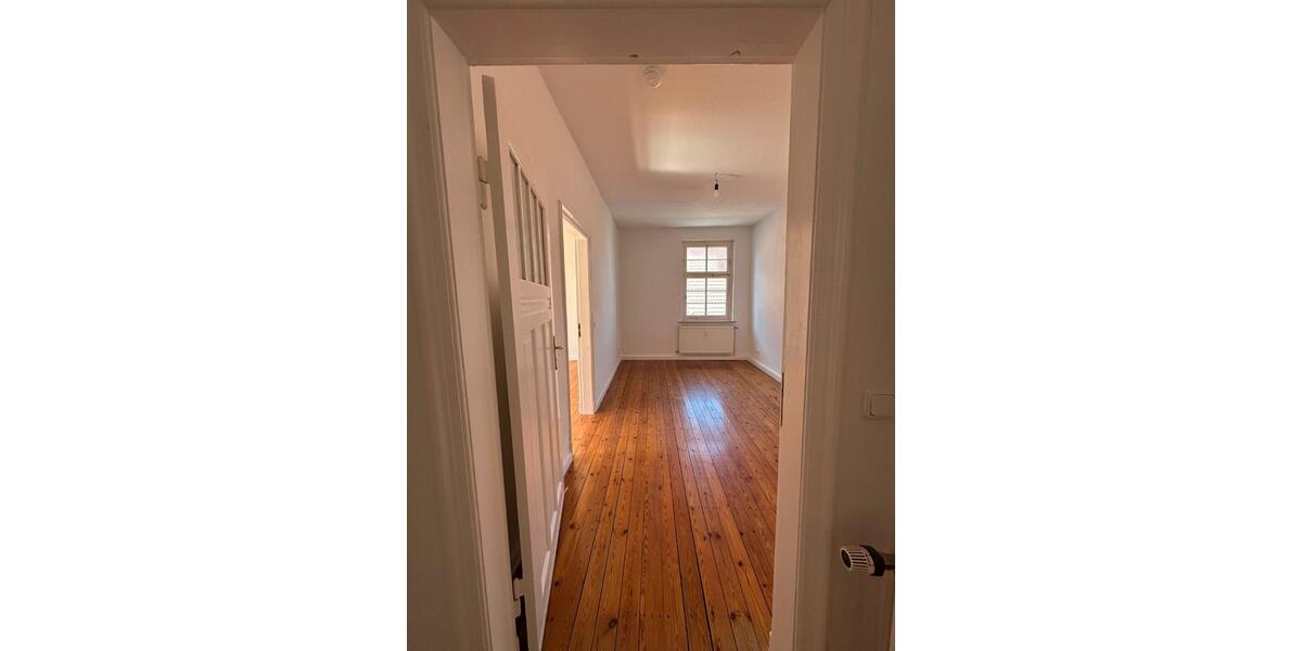 Etagenwohnung Güstrow - 2 Zimmer, 48 m&sup2;, 400&euro; | Angebot:26426130