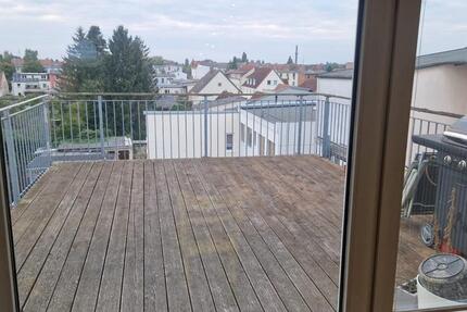 Wohnung Güstrow - 3 Zimmer, 107 m&sup2;, 792&euro; | Angebot:25870491