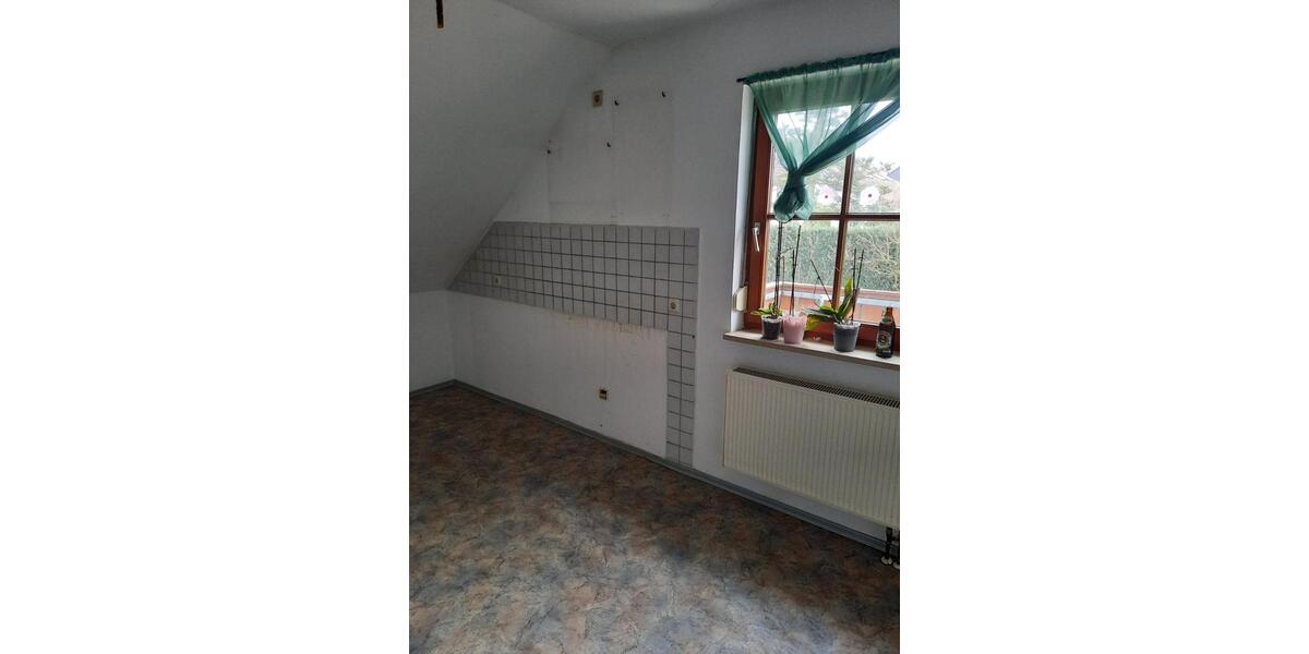 Dachgeschoßwohnung Ansbach - 3 Zimmer, 78 m&sup2;, 640&euro; | Angebot:24816645
