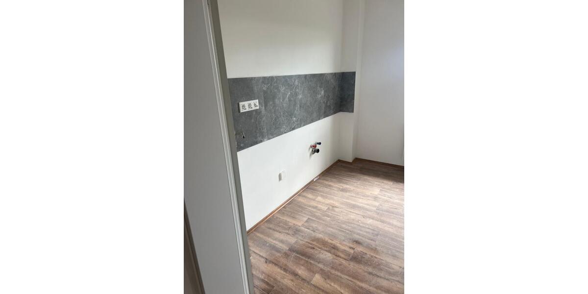 Etagenwohnung Lügde - 3 Zimmer, 83 m&sup2;, 650&euro; | Angebot:21898708