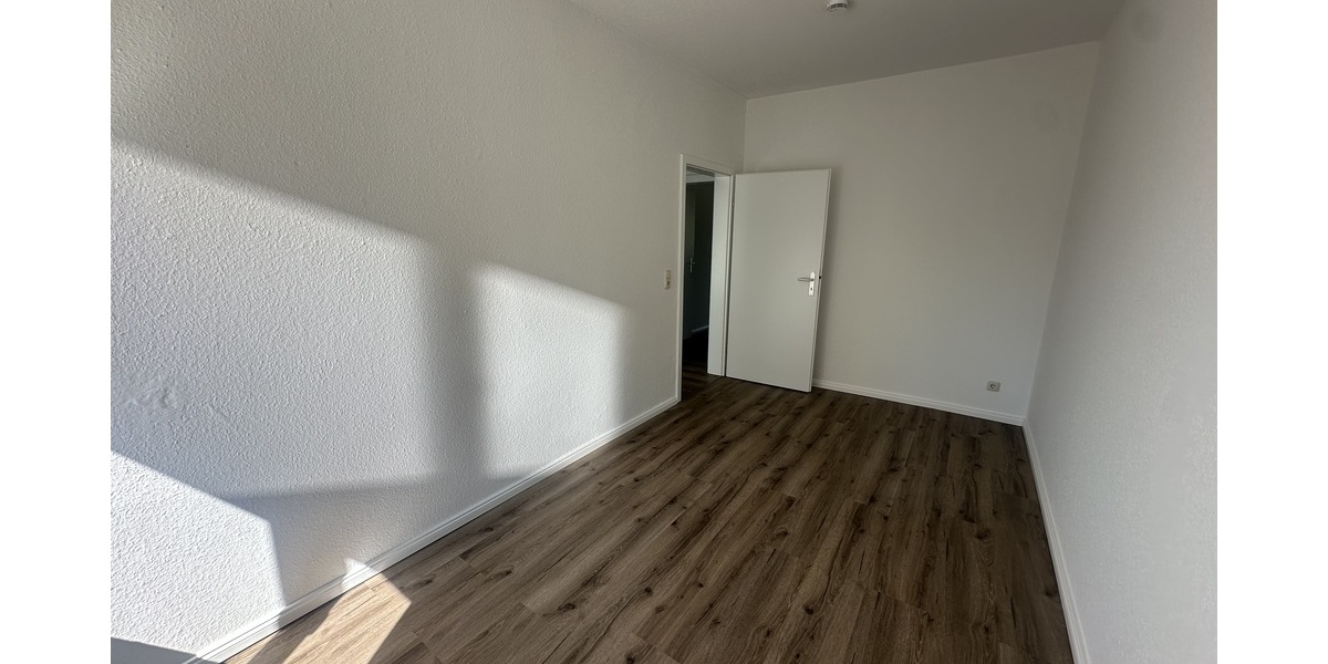 Neu sanierte 3 Zimmer Wohnung mit Balkon und Wanne in Untermhaus! - Etagenwohnung Gera Untermhaus | Angebot:27261863