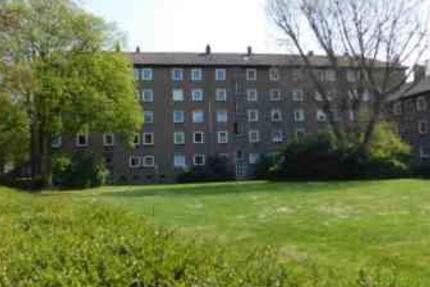 Zentral gelegene 2-Zimmerwohnung im 4. Obergeschoss mit Vinylboden und toller Aussicht... 2 zimmer