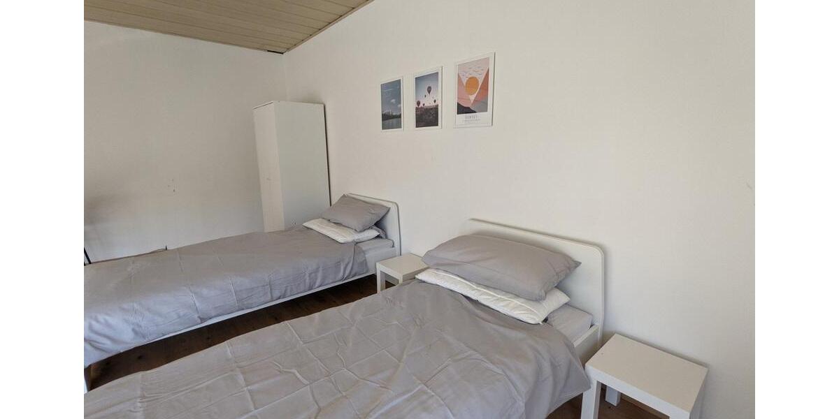 Etagenwohnung Dornstadt - 6 Zimmer, 120 m&sup2;, 15&euro; | Angebot:25872147