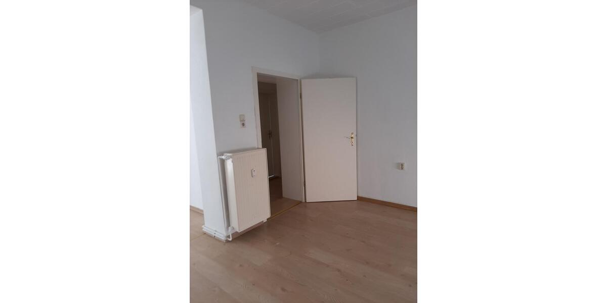 Hochparterre Weißwasser (Oberlausitz) - 1 Zimmer, 46 m&sup2;, 275&euro; | Angebot:25833883