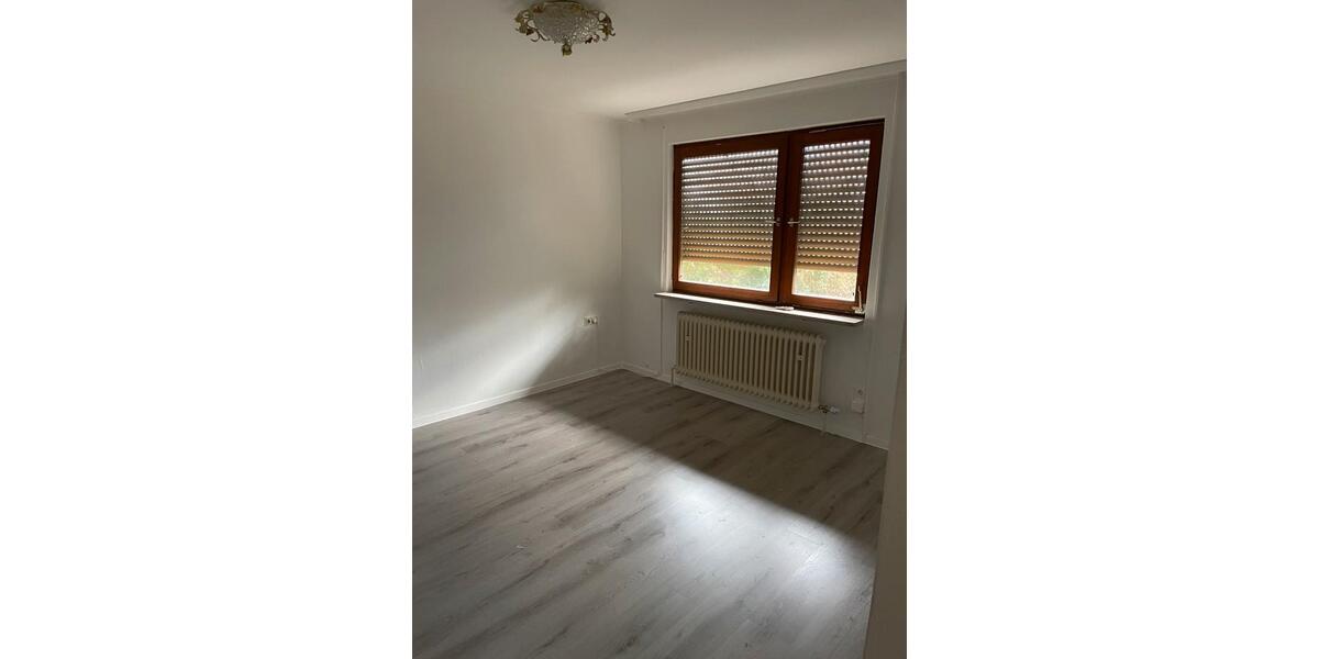 Bungalow Fürth Südstadt - 4 Zimmer, 120 m&sup2;, 1.450&euro; | Angebot:25220445