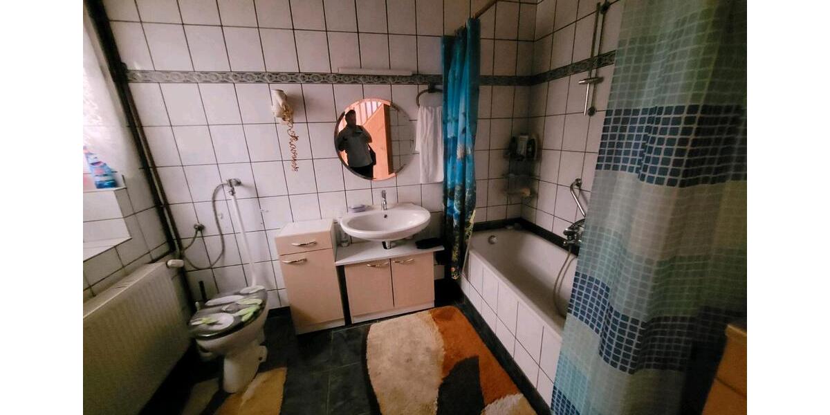 Etagenwohnung Völklingen - 5 Zimmer, 140 m&sup2;, 950&euro; | Angebot:26417187