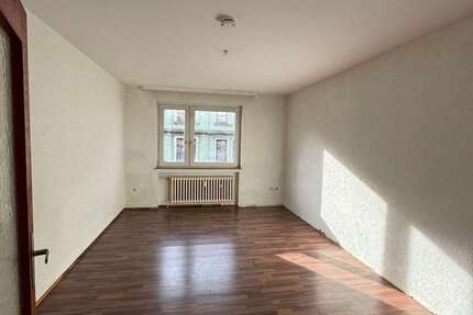Wohnung zum Mieten in Duisburg 270 € 29.95 m² 1 zimmer
