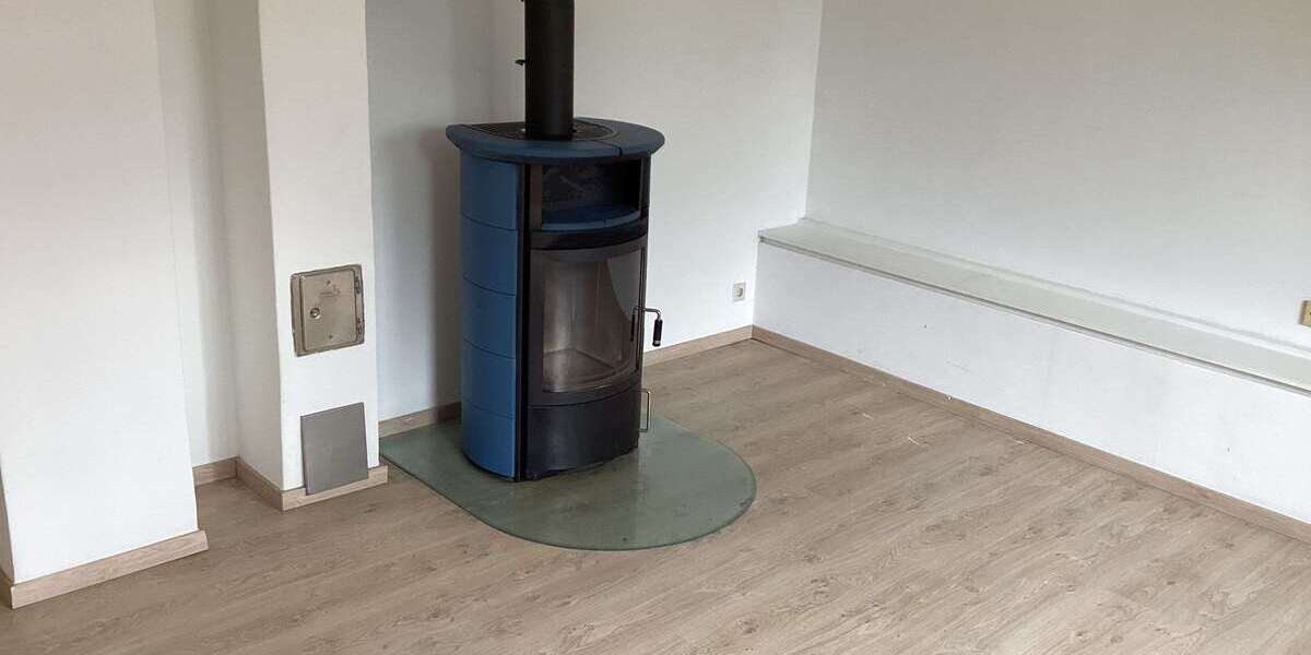 Etagenwohnung Burgwedel - 4.5 Zimmer, 100 m&sup2;, 1.000&euro; | Angebot:25892636