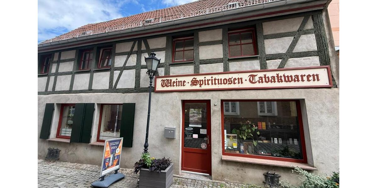 gemütlicher Laden im historischen Fachwerkhaus zimmer