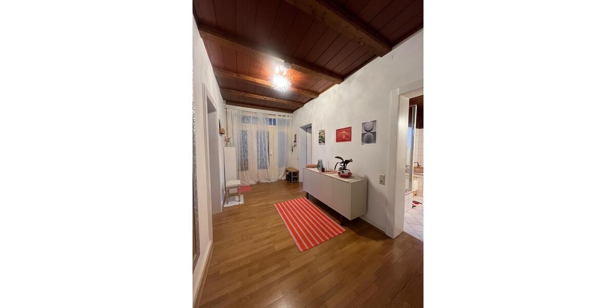 Erdgeschoßwohnung Saarbrücken Kieselhumes - 3 Zimmer, 97 m&sup2;, 1.265&euro; | Angebot:26038548