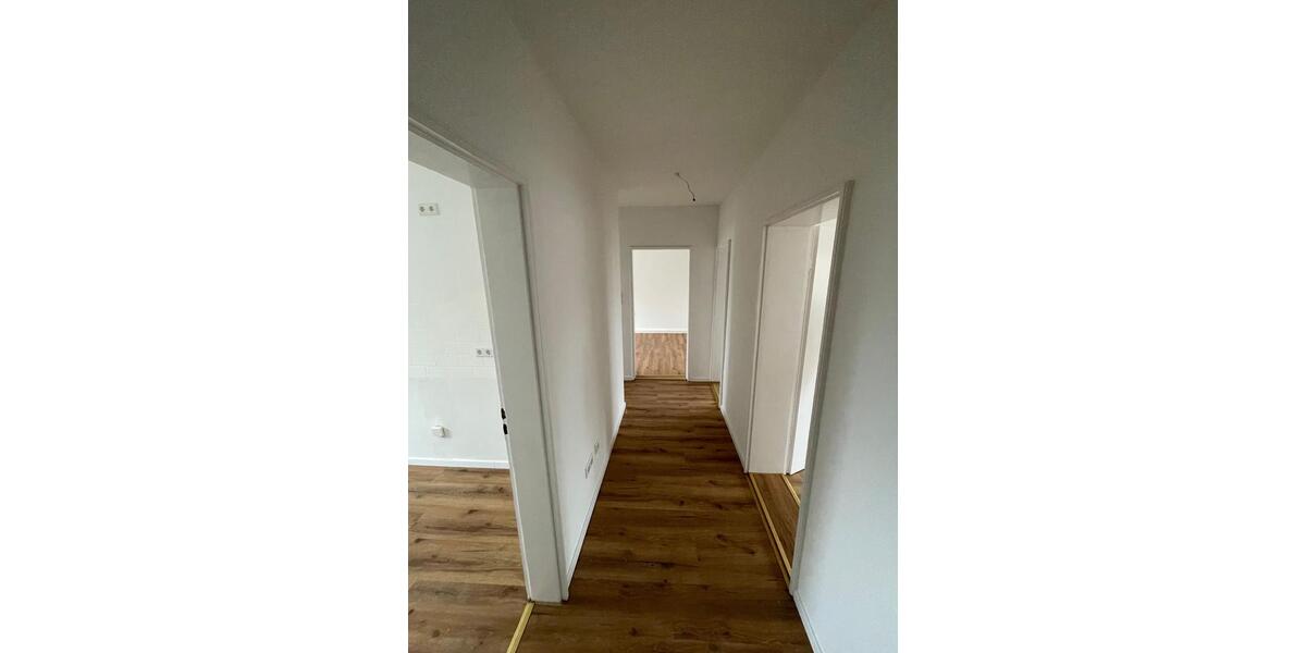 Etagenwohnung Amberg - 4 Zimmer, 90 m&sup2;, 945&euro; | Angebot:25127356