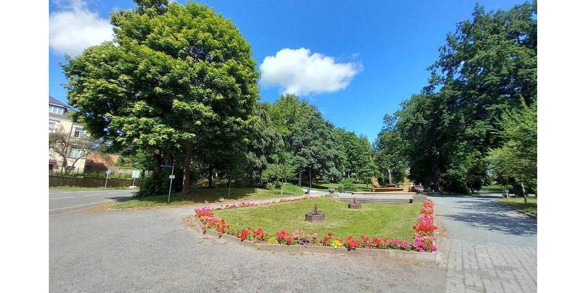 Etagenwohnung Crimmitschau - 2 Zimmer, 51 m&sup2;, 270&euro; | Angebot:25678764