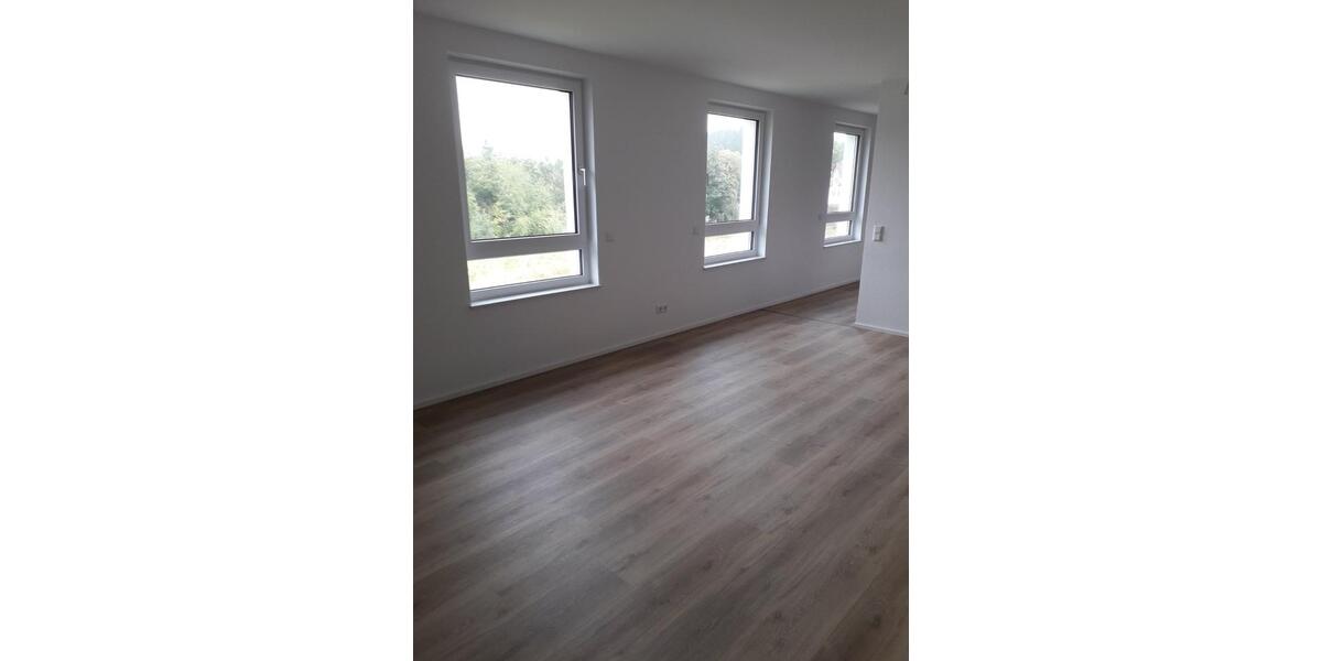 Etagenwohnung Waldachtal - 3 Zimmer, 80 m&sup2;, 790&euro; | Angebot:24740162